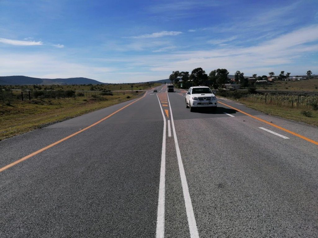 This image has an empty alt attribute; its file name is Newly-painted-lines-1024x768.jpg
